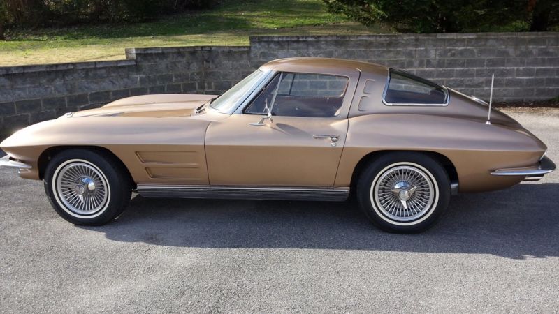 1963 chevrolet corvette split window coupe