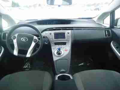 One Hatchback 1.8L CD 6 Speakers AM/FM radio We Finance & Take Trade Ins, image 11