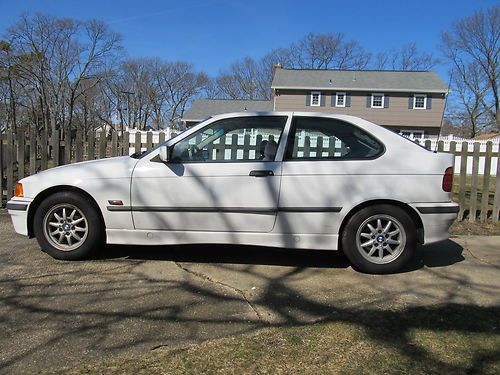 1996 bmw 318ti base coupe 2-door 1.9l hatchback no reserve