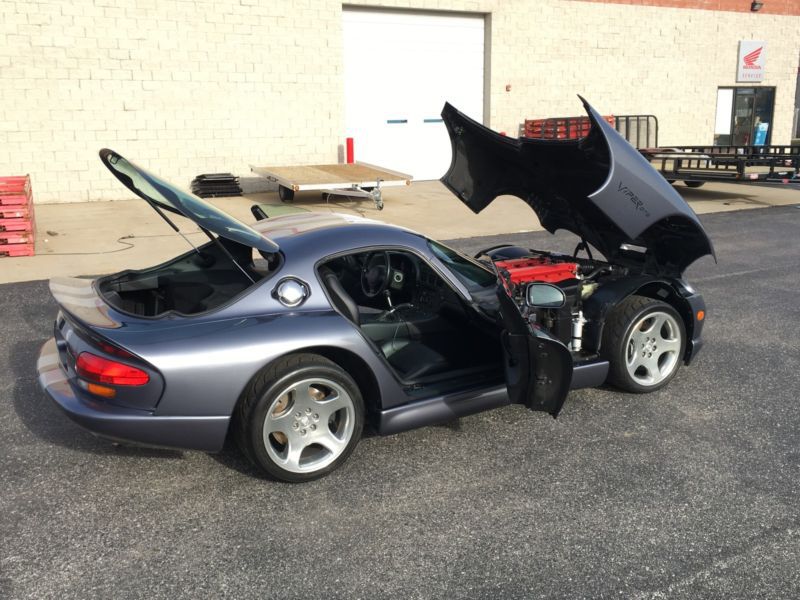 2000 dodge viper gts coupe 2-door