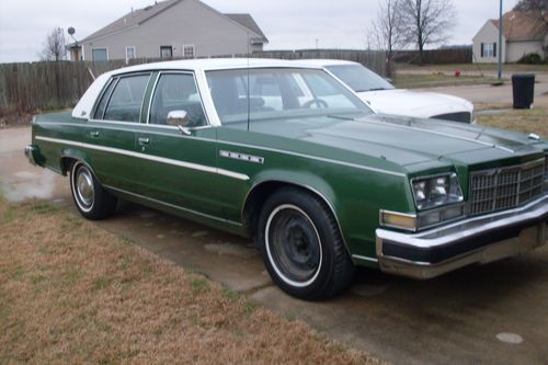 1977 buick electra 225 sedan 4-door 5.7l