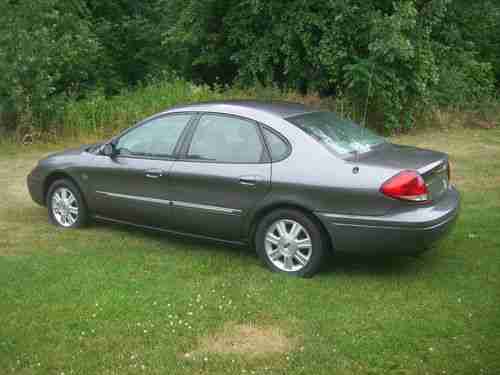 2004 Ford Taurus, image 3