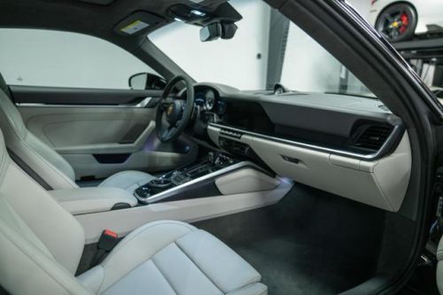 2022 Porsche 911 Turbo S Coupe 2D, US $229,950.00, image 17