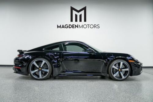 2022 Porsche 911 Turbo S Coupe 2D, US $229,950.00, image 40