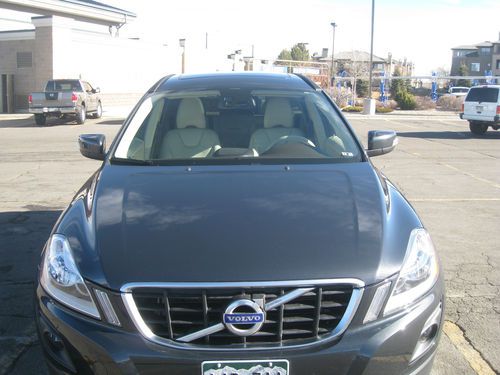 2010 volvo xc60 3.2 sport utility 4-door 3.2l