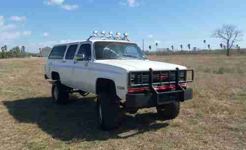1987 Chevy Truck Suburban 4 Wheel Drive with 10 inch Lift, image 2
