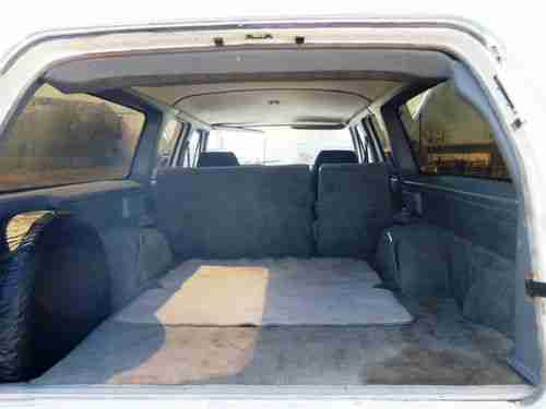 1987 Chevy Truck Suburban 4 Wheel Drive with 10 inch Lift, image 9