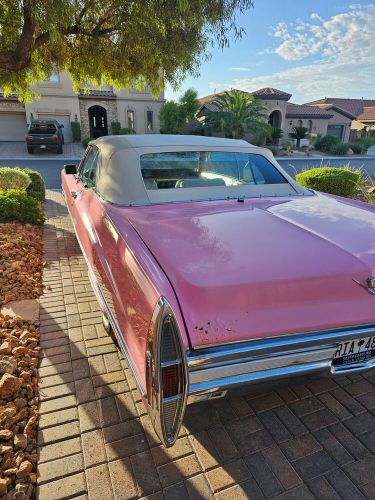 Cadillac DeVille