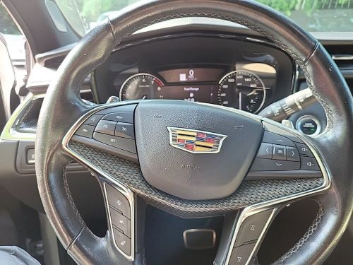 2020 cadillac xt5 sport