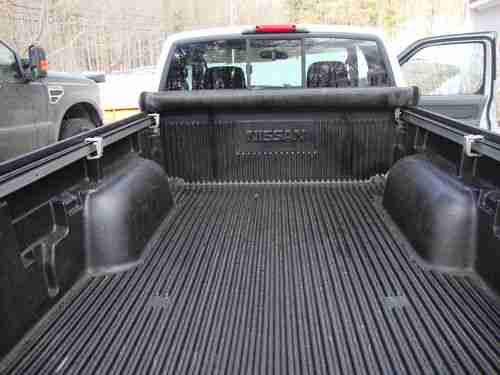 2002 Nissan Frontier XE Extended Cab Pickup 2-Door 2.4L, image 11