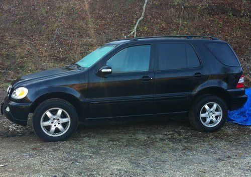 2004 black mercedes ml350--inspiration edition