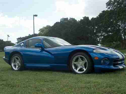 Dodge Viper GTS 1997 Blue with White Stripes, US $38,500.00, image 3