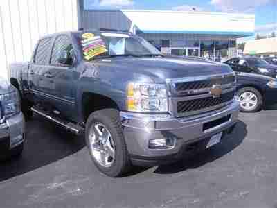 Crew Cab 4x4 4WD Black Leather Certified 6.0L  Blue DVD Heated Chrome Rims, image 5