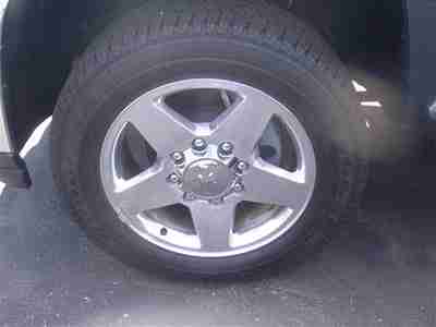 Crew Cab 4x4 4WD Black Leather Certified 6.0L  Blue DVD Heated Chrome Rims, image 15
