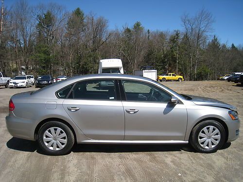 2012 vw passat 2.5 s sedan clean title low miles repairable project no reserve