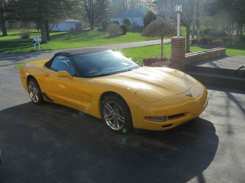 2000 chevrolet corvette convertible 2-door 5.7l