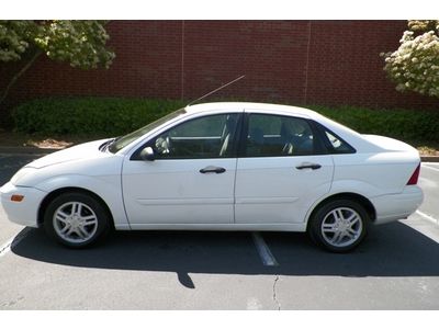 Ford focus se georgia owned gas saver est 33 hwy mpg runs good no reserve only