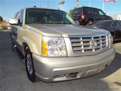 04 escalade only 89k miles perfect condition carfax certified 3rd row florida