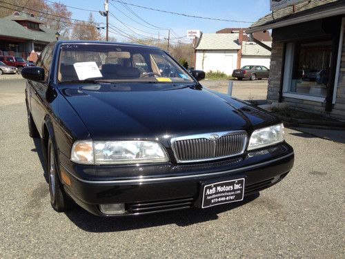 1994 infiniti q45 beautiful no reserve!