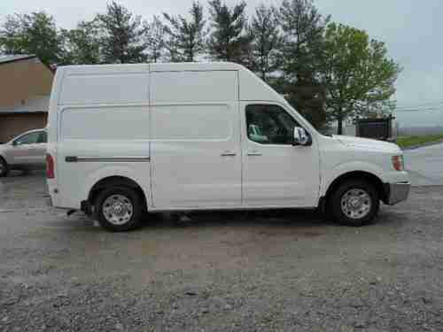 2012 Nissan NV2500 SV Cargo Delivery VanSalvage Wrecked Damaged, image 3