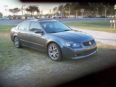 2006 nissan altima se-r, automatic, power sunroof, xenon's, no reserve, read ad!