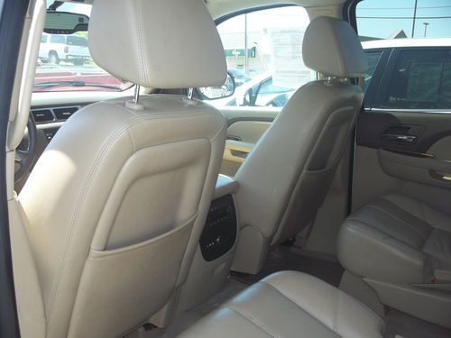2007 GMC Yukon SLT Sport Utility 4-Door 5.3L, image 3