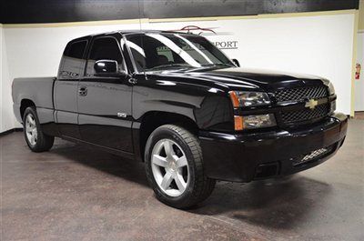 2004 chevrolet silverado ss ext cab 143.5