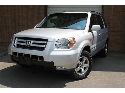 MAKE OFFER - 1 OWNER - EX-L MODEL - FULLY SERVICED - 4 WHEEL DRIVE - WARRANTY, US $13,990.00, image 2