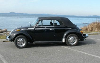 Classic convertable volkswagon superbeetle