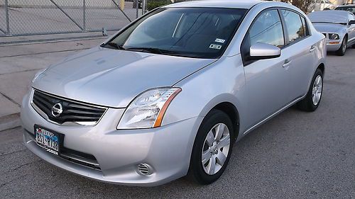 2010 sentra 2.0l auto 4-dr sedan silver warranty