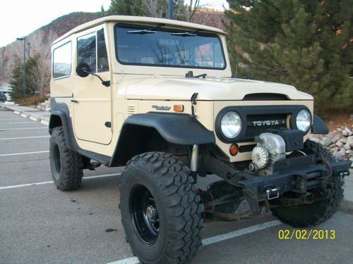 Refurbished 1974 land cruiser