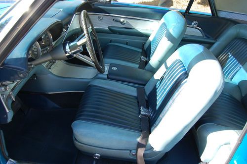 1962 Ford Thunderbird 2-Door Light Custom 390 Engine, image 10