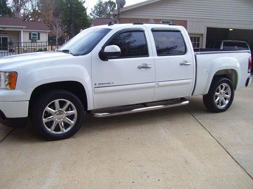 2007 gmc sierra denali base crew cab pickup 4-door 6.2l