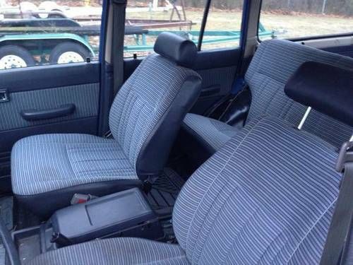 1985 Blue Toyota Land Cruiser 4x4 manual, image 2