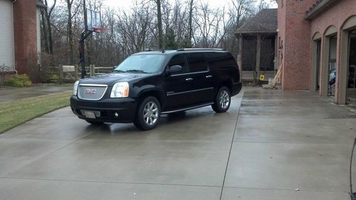 2010 yukon xl denali