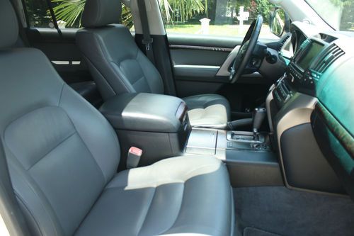 2009 Toyota Land Cruiser Sport Utility 4-Door 5.7L 4wd, US $45,500.00, image 9