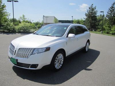 2012 mkt eco-boost elite package 16k  mi , platinum white, gorgeous !