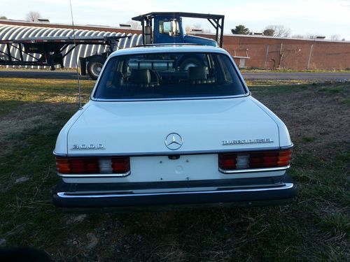1983 Mercedes-Benz 300D Base Sedan 4-Door 3.0L NO RESERVE !!!!!!!!!!!!!!!, image 6