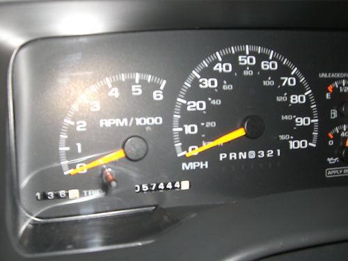 1997 Chevrolet Tahoe LT Sport Utility 2-Door 5.7L 4WD, image 5