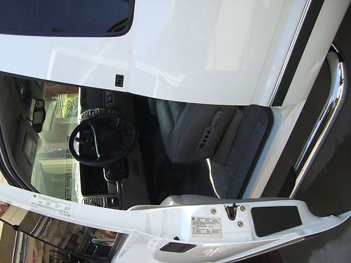 1997 Chevrolet Tahoe LT Sport Utility 2-Door 5.7L 4WD, image 9