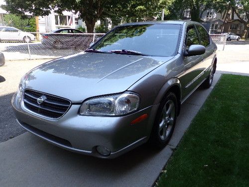 2000 nissan maxima gle. leather sunroof  only orig 60k 917 349 8611  no reserve