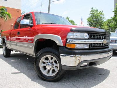 2500hd silverado 4x4 auto low miles ext cab 6.0l 4wd