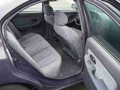 2001 Hyundai Elantra GLS Sedan 4-Door 2.0L, image 10