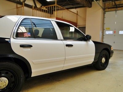 '10 CROWN VICTORIA, P71 P7B POLICE, Black/White, 56K MILES, CLEAN, WELL KEPT, US $8,495.00, image 18