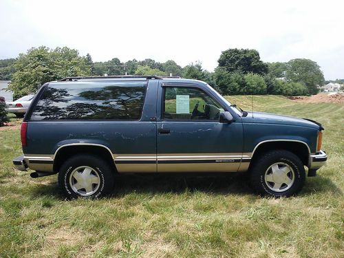 93' gmc yukon 1500 4x4*super clean*runs great*reliable-tahoe-blazer-bronco