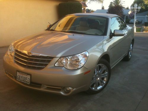 2008 chrysler sebring limited convertible 2-door 3.5l