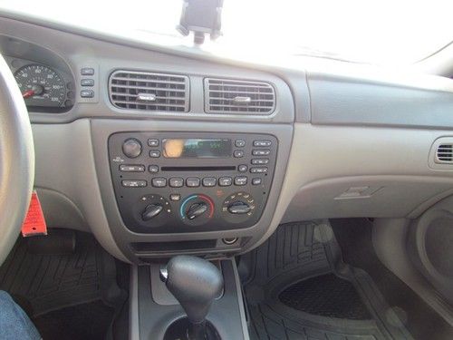 2005 Ford Taurus SE Sedan 4-Door 3.0L, image 7