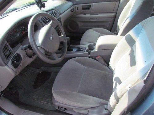 2005 Ford Taurus SE Sedan 4-Door 3.0L, image 8