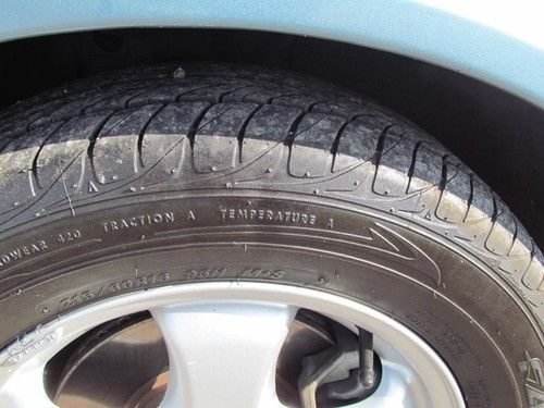 2005 Ford Taurus SE Sedan 4-Door 3.0L, image 19