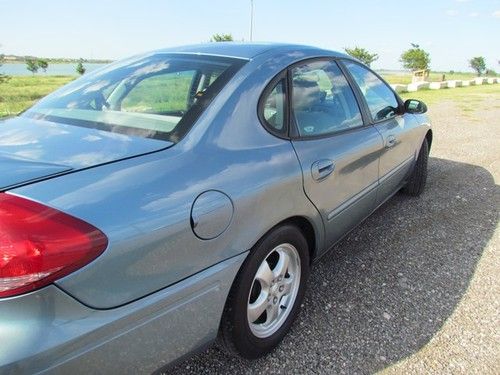 2005 Ford Taurus SE Sedan 4-Door 3.0L, image 21